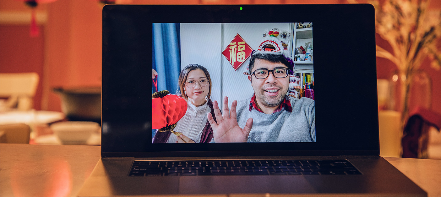 Couple exchanging Chinese New Year wishes online
